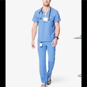 Figs technical collection scrubs set size M